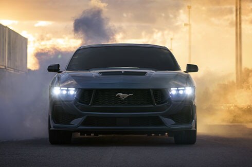 Descubre la deportiva parrilla de Ford Mustang 2025, el muscle car de alto rendimiento